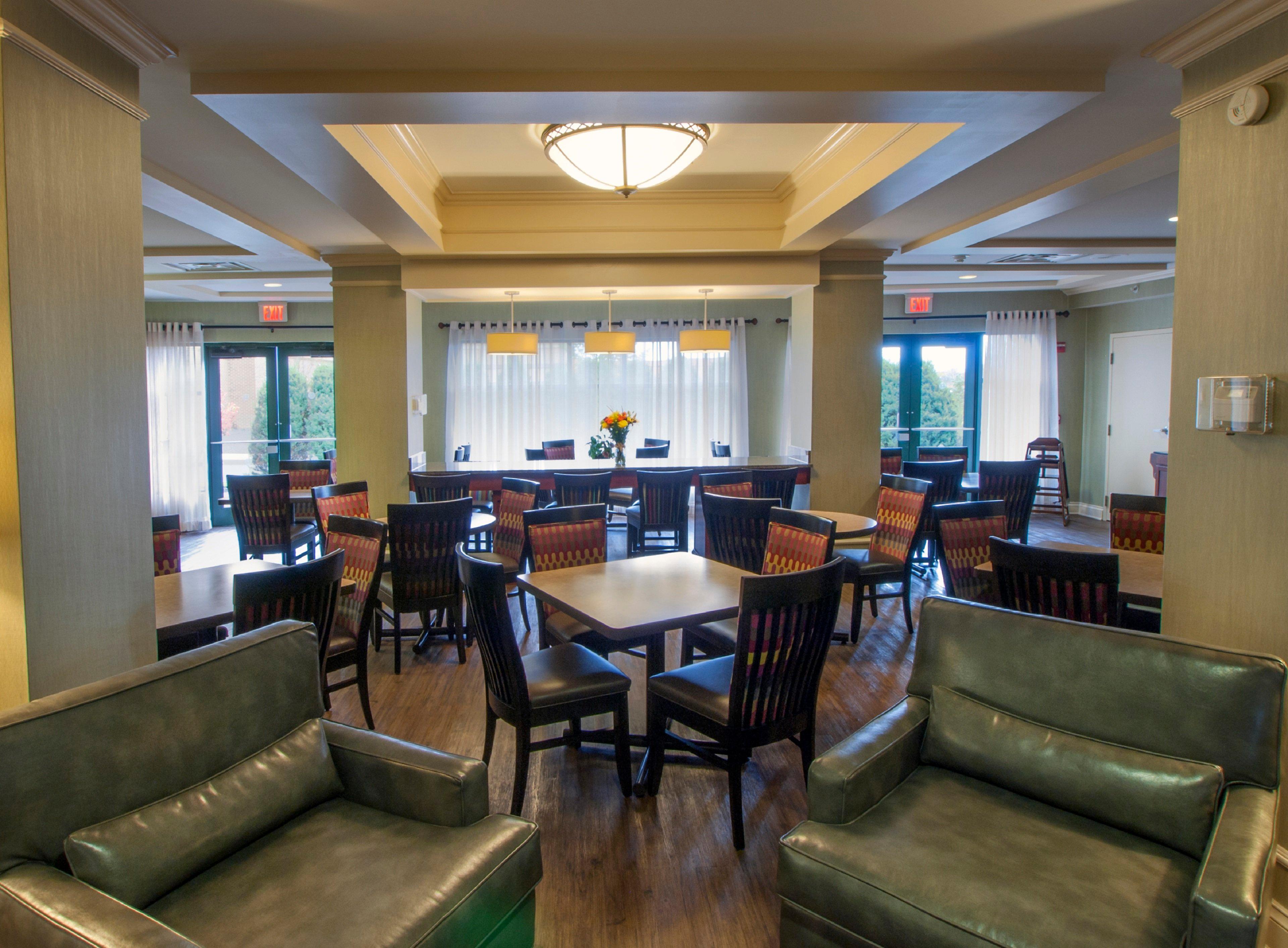 Hotel Express & Buffalo Airport By Ihg