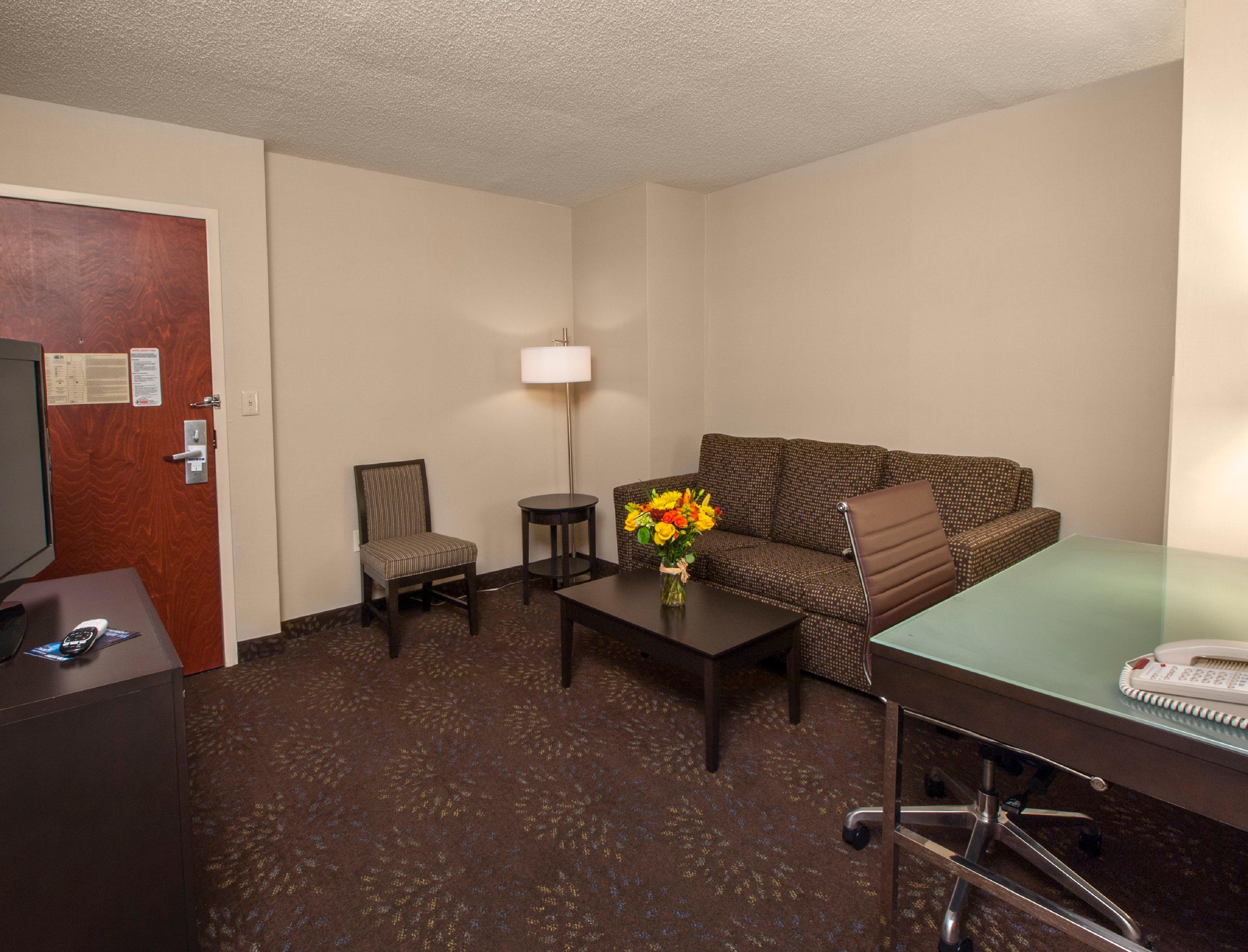 Express & Buffalo Airport By Ihg