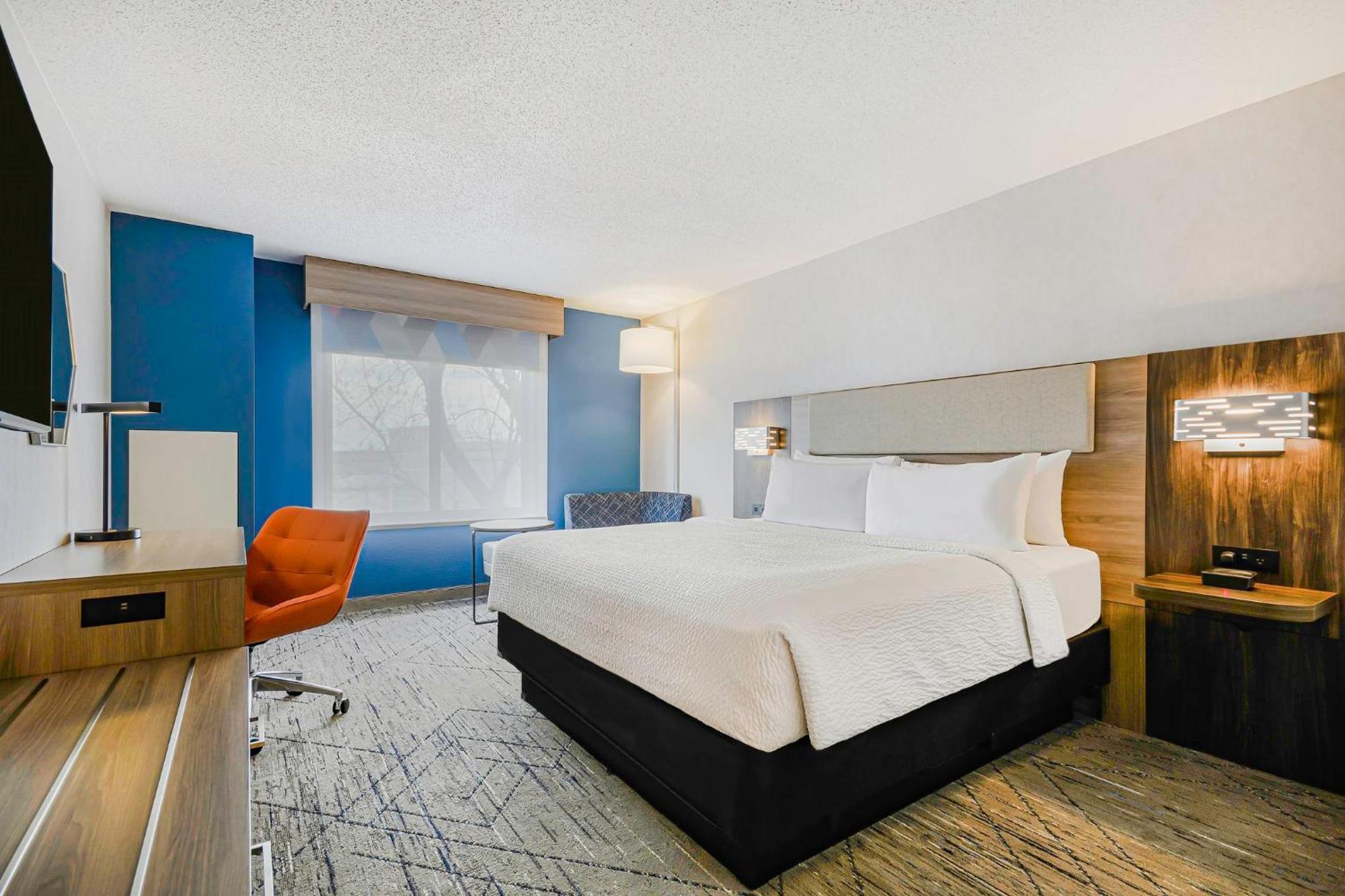 Hotel Express & Buffalo Airport By Ihg Cheektowaga