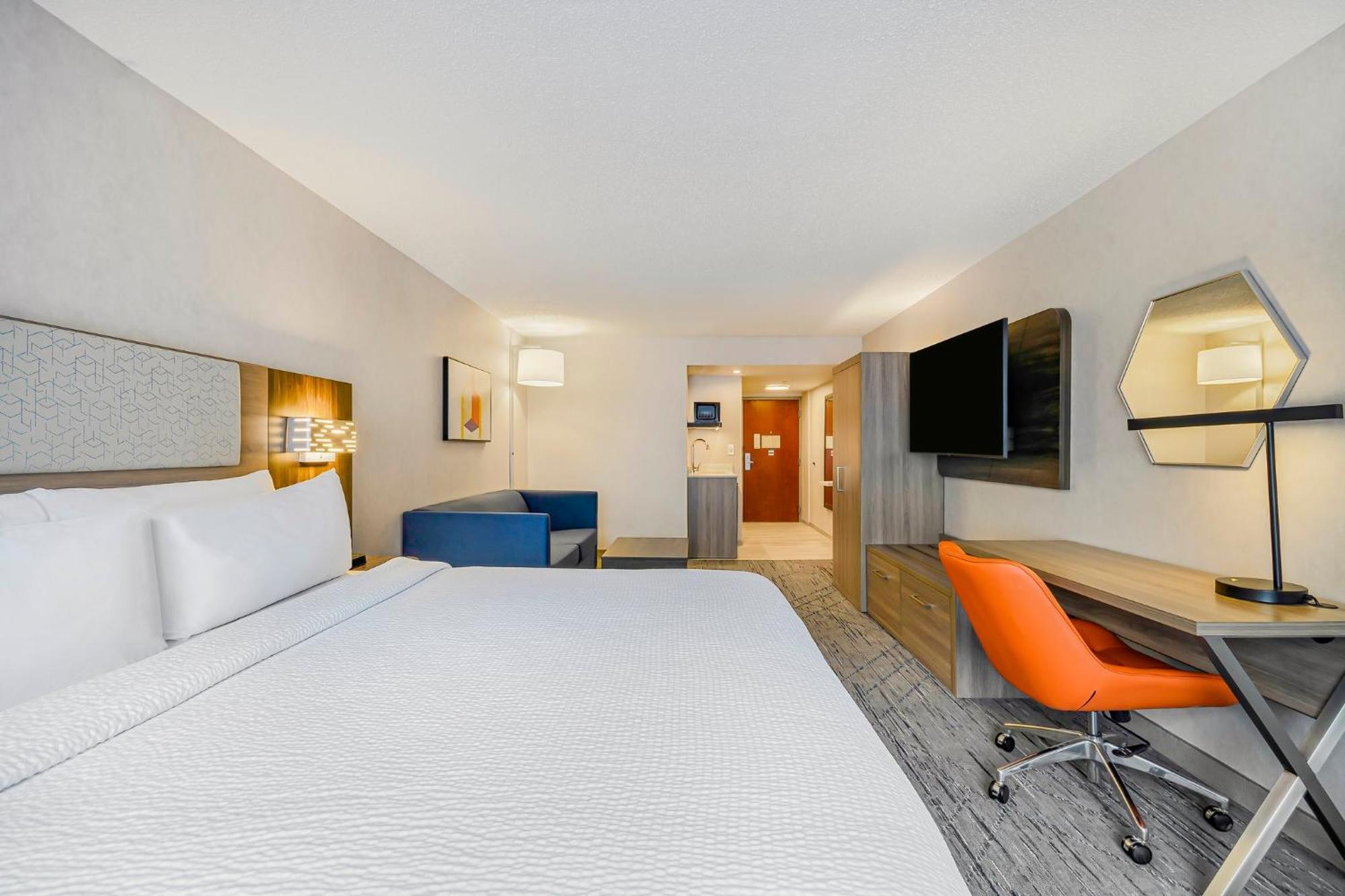 Hotel Express & Buffalo Airport By Ihg Cheektowaga
