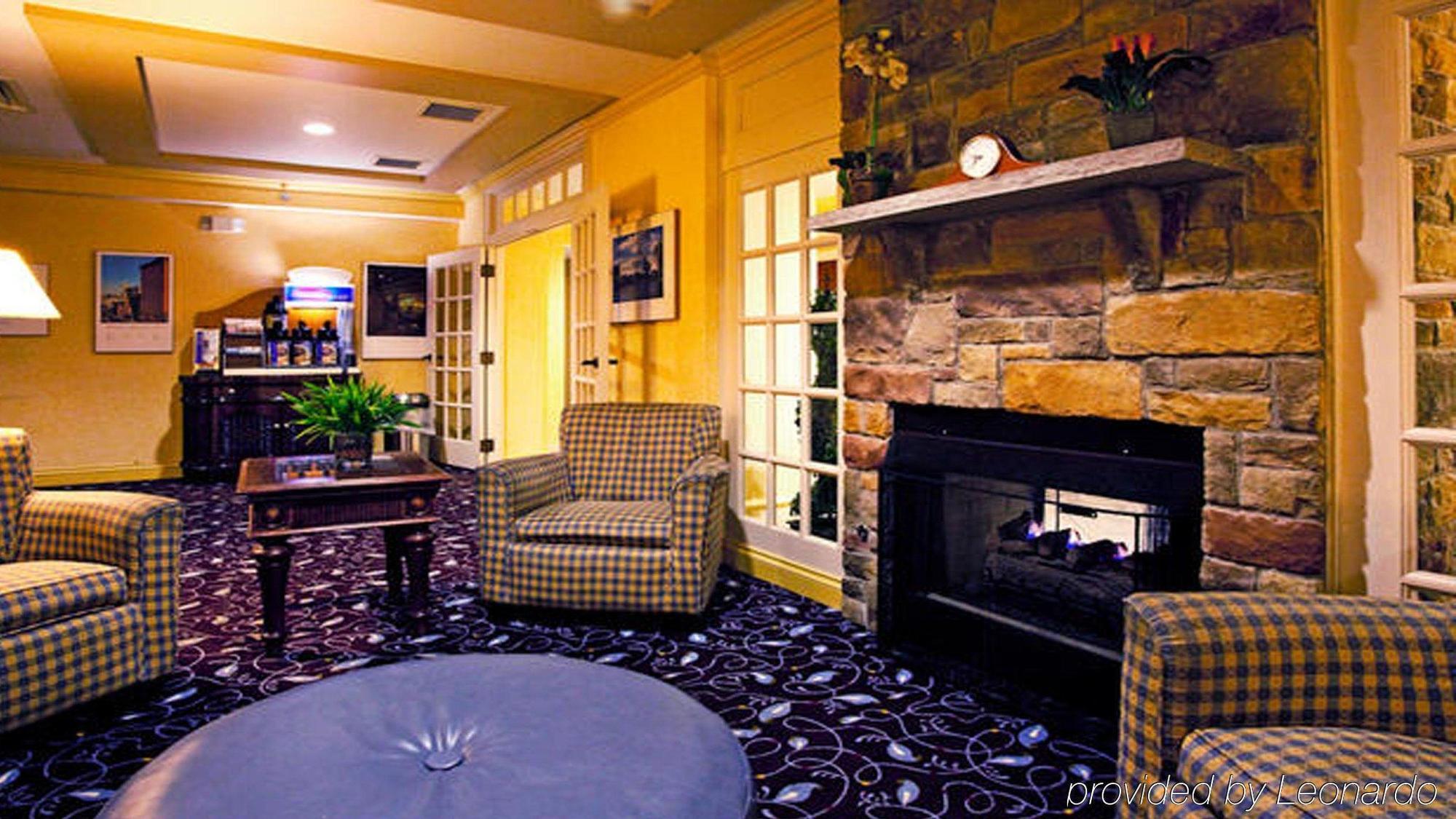 Hotel Express & Buffalo Airport By Ihg Cheektowaga